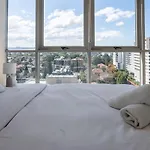 Comfy 1Bdr Apartment 3Min To Train Station Burwood