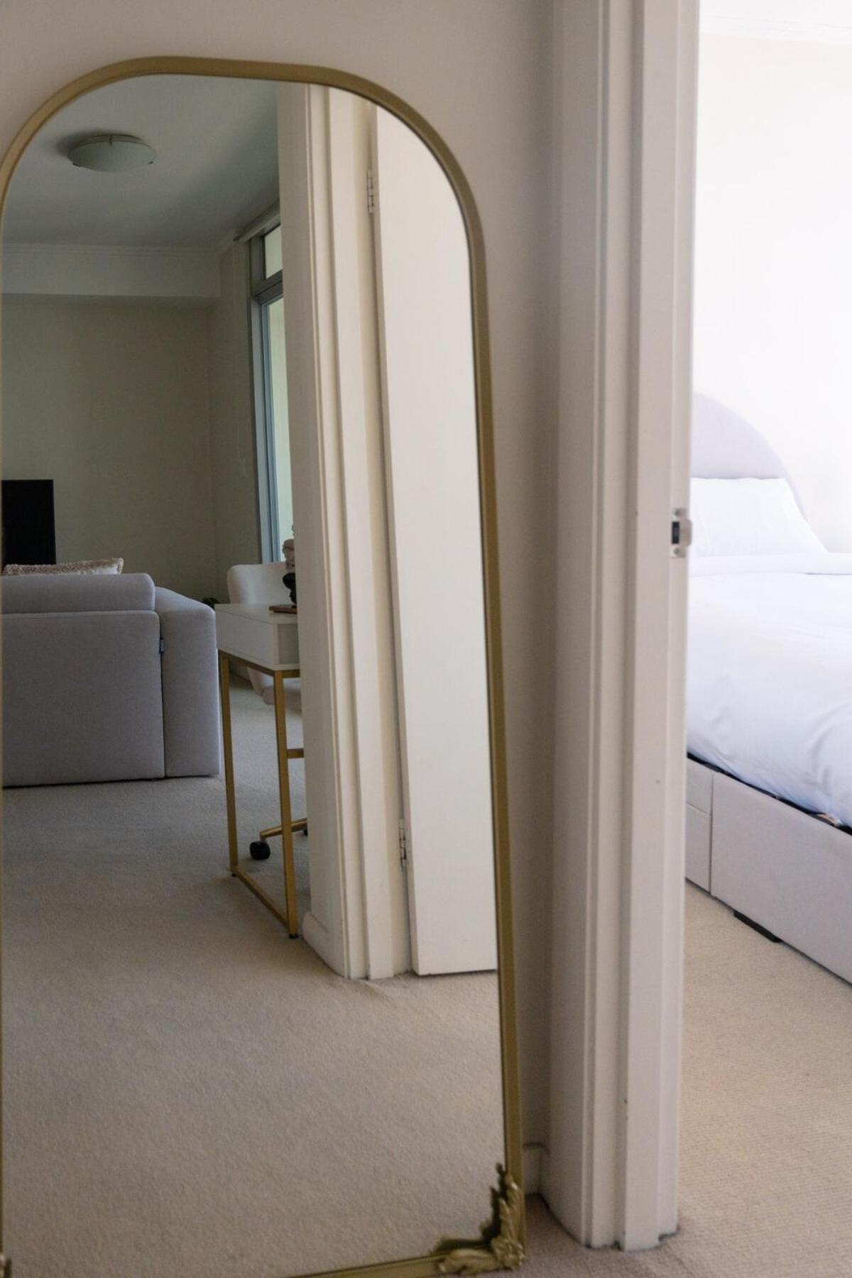 Comfy 1bdr 3min To Train Station Burwood Apartment Sydney